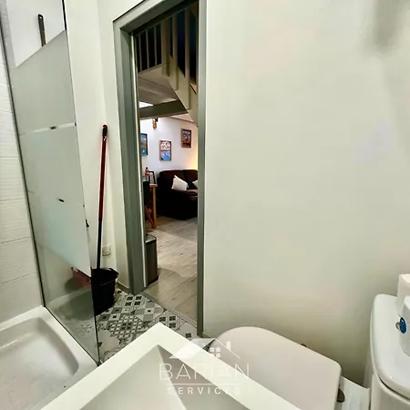 Hébergement de vacances Maisonnette Avec Climatisation Et Cour - Ménage Et Linge Inclus