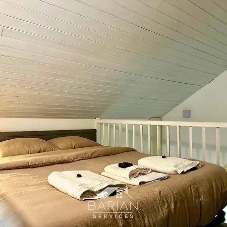 Maisonnette Avec Climatisation Et Cour - Ménage Et Linge Inclus *