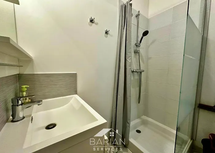 Maisonette Avec Jardin *